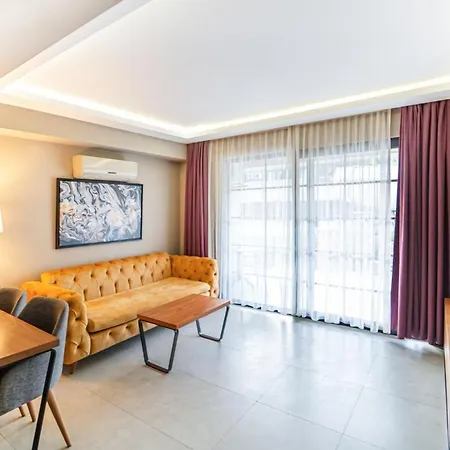 Lejlighed Studio Flat With Pool In