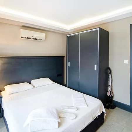 شقة Studio Flat With Pool In